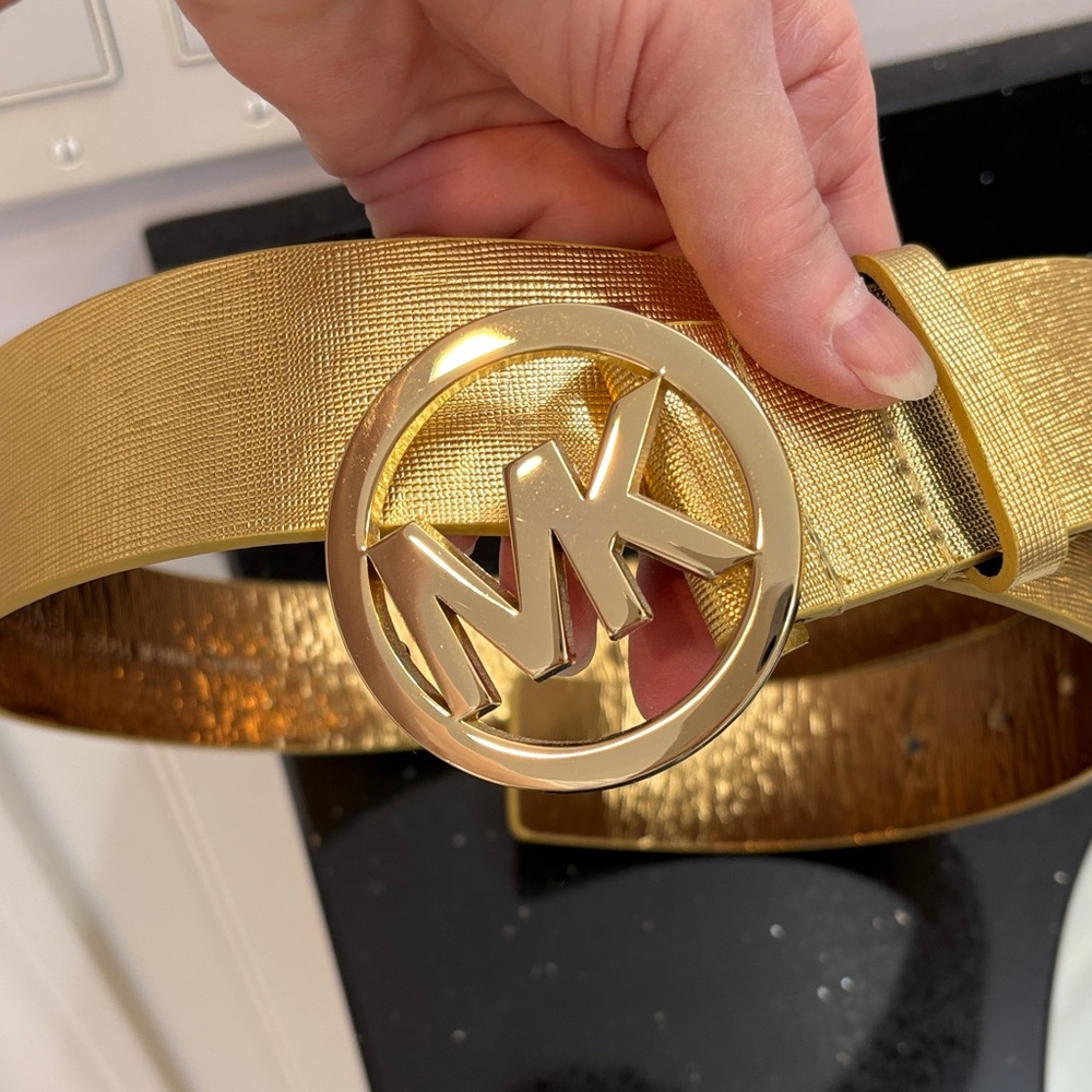 MICHAEL Michael Kors Metallic Gold Logo Belt